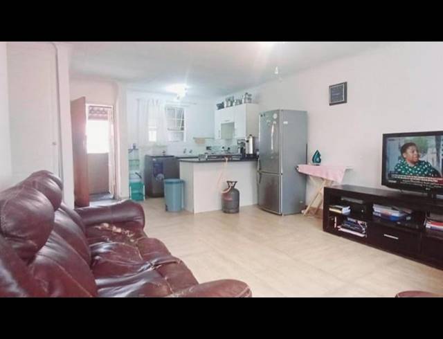 3 BEDROOM TOWNHOUSE FOR SALE IN VERWOERDPARK